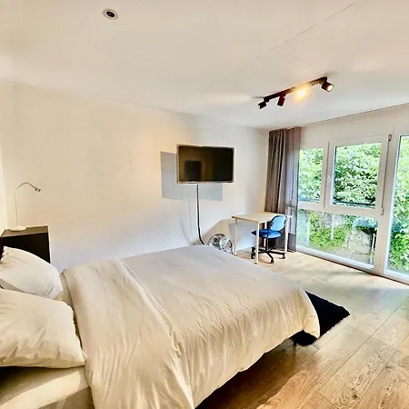 Cosy Private In Center * Lausanne