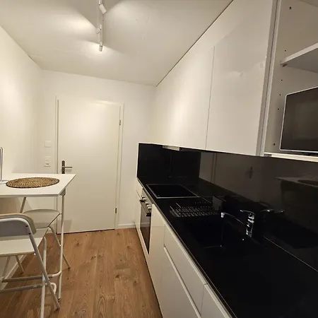 Hotell Private & Shared In Lausanne