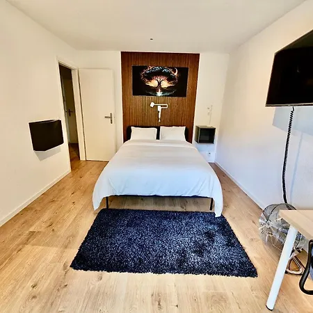 Private & Shared In Otel Lozan