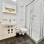 酒店 Private & Shared In 洛桑