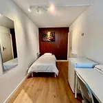 酒店 Private & Shared In 洛桑