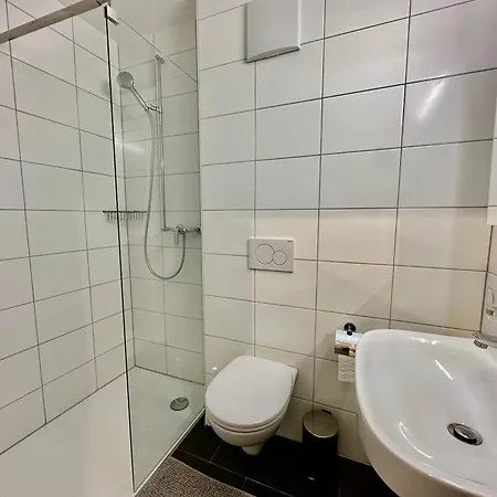 Private & Shared In מלון *