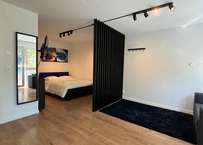 Private & Shared In Hotell Lausanne