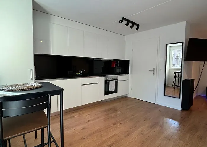 Hotell Private & Shared In Lausanne