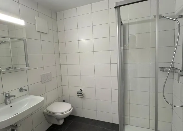 Private & Shared In Hotell Lausanne